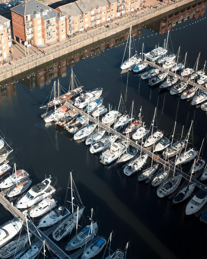 Beach On The Doorstep Meridian Tower Marina Swansea Lejlighed Eksteriør billede